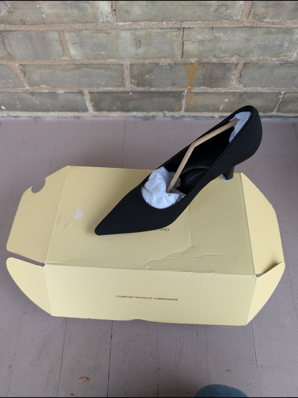 Classic Black Pointed Toe Women's Pump